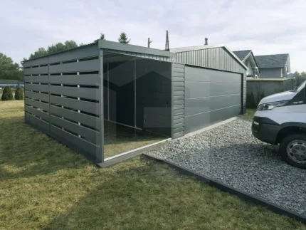 Garaż blaszany z bramą segmentową 6 x 5 z wiatą 2 x 5, antracyt