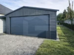 Garaż blaszany z bramą segmentową 6 x 5 z wiatą 2 x 5, antracyt